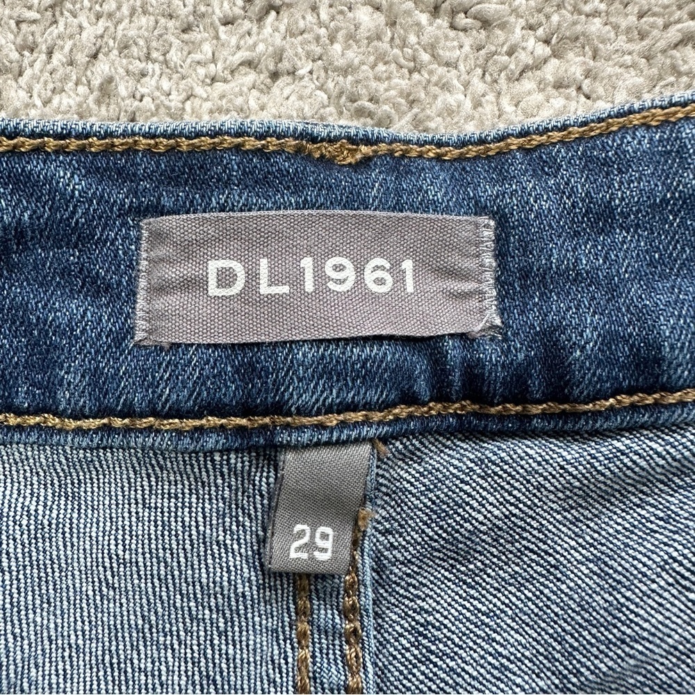 DL1961 Women’s Karlie Boyfriend Denim Shorts 3” Mid Rise in Bluegrass Size 29 - Picture 10 of 15